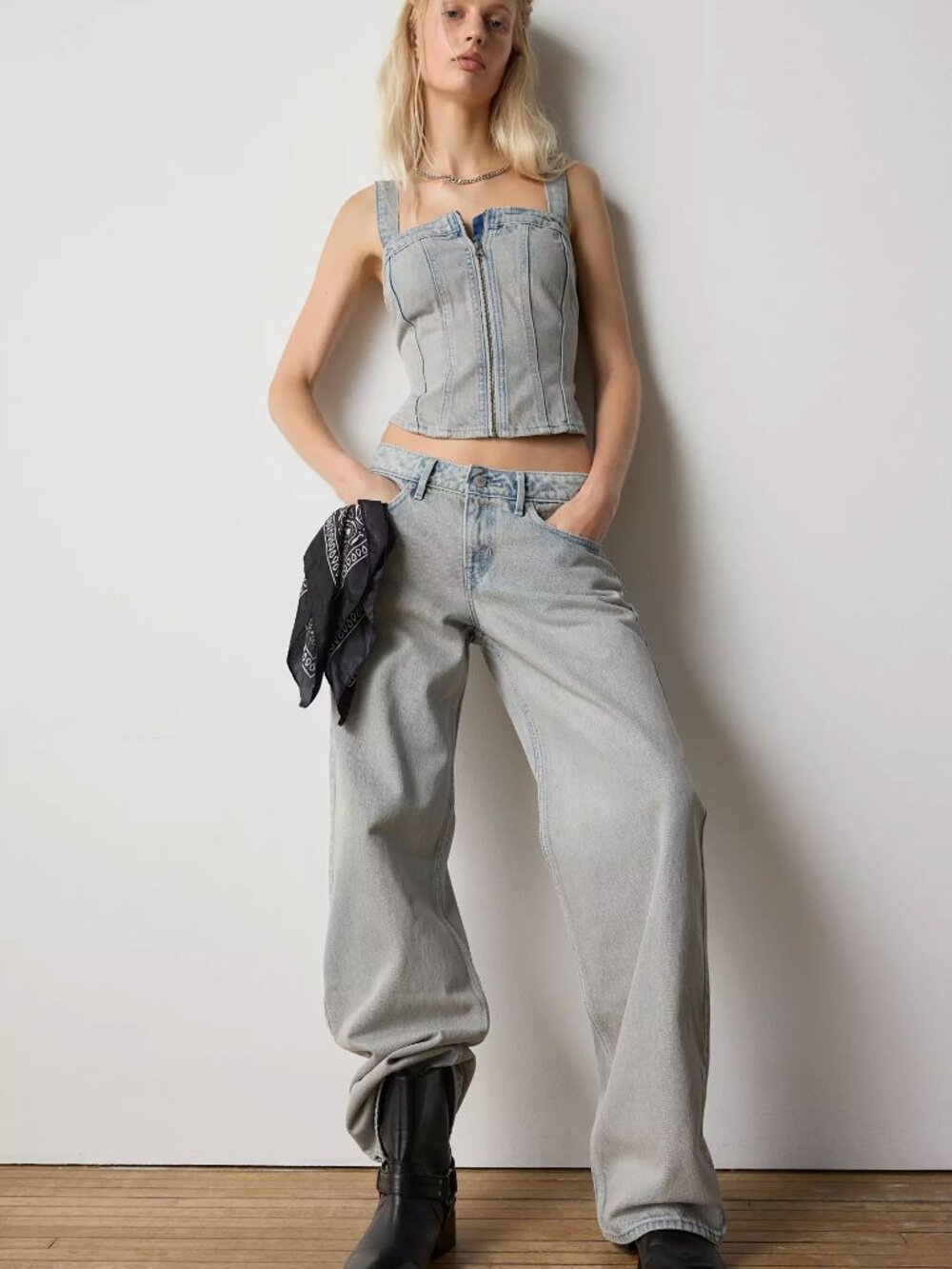Levis Low Loose Jeans Inseam 32"